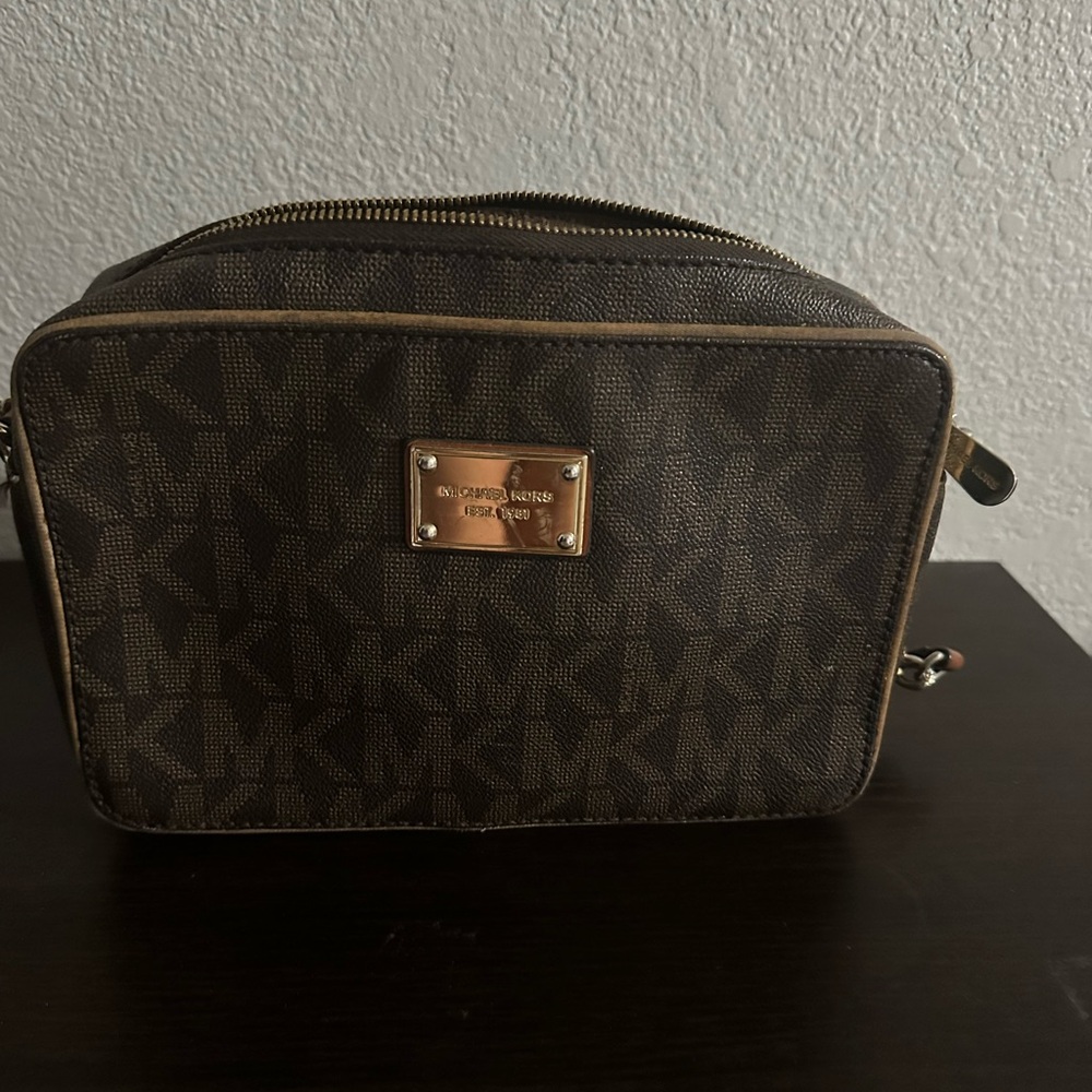 Michael Kors crossbody
